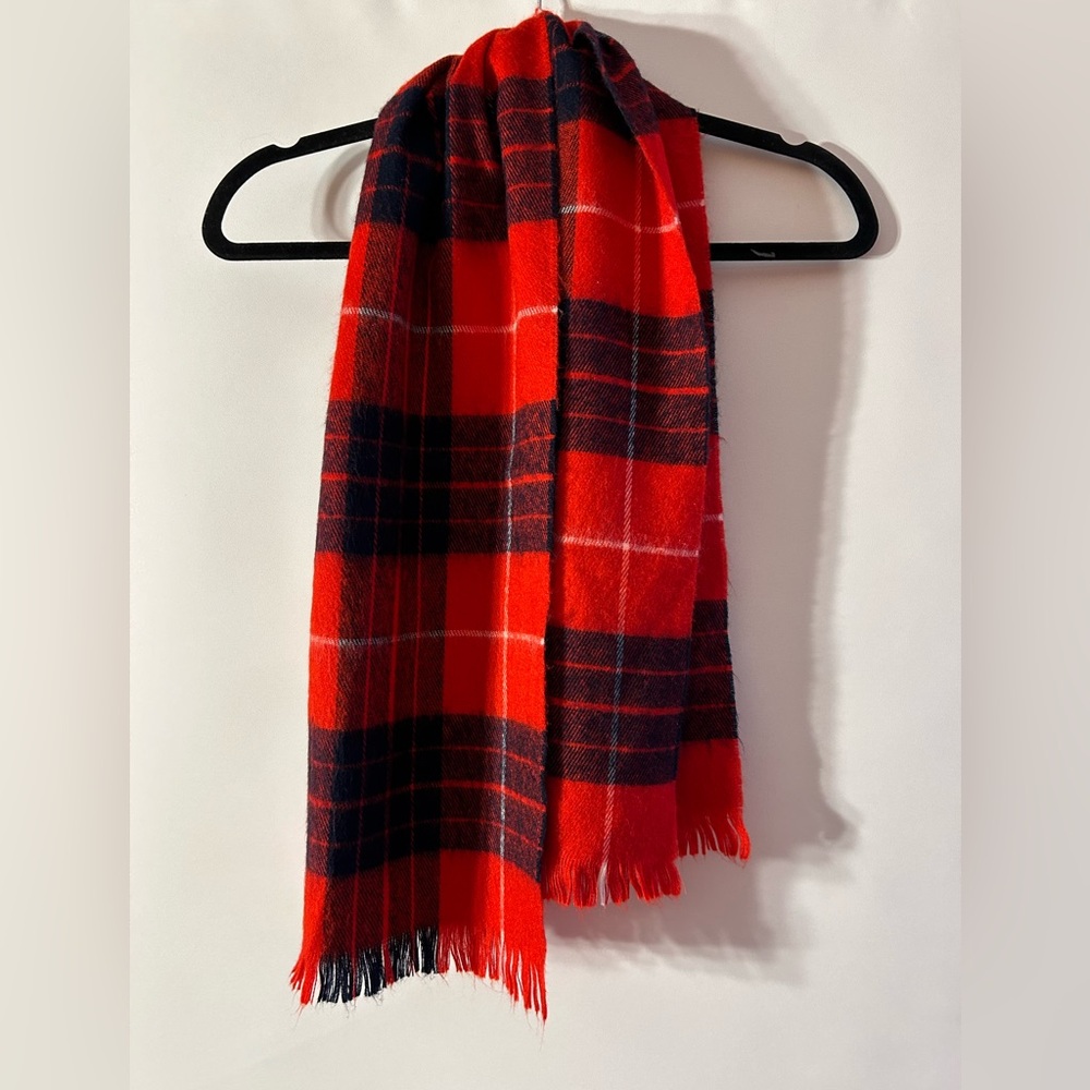 VINTAGE MADE IN MÉXICO RED/BLACK/WHITE PLAID SHORT FRINGE SCARF 100% ACRYLIC